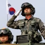 Budaya Minum Korea Selatan: Tradisi Soju dan Etika di Meja Makan